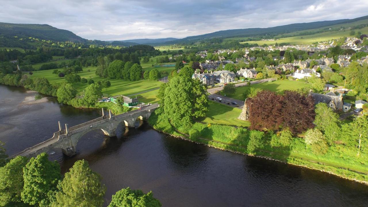 Appartement Lawers Luxury Glamping Pet Friendly Pod At Pitilie Pods à Aberfeldy Extérieur photo